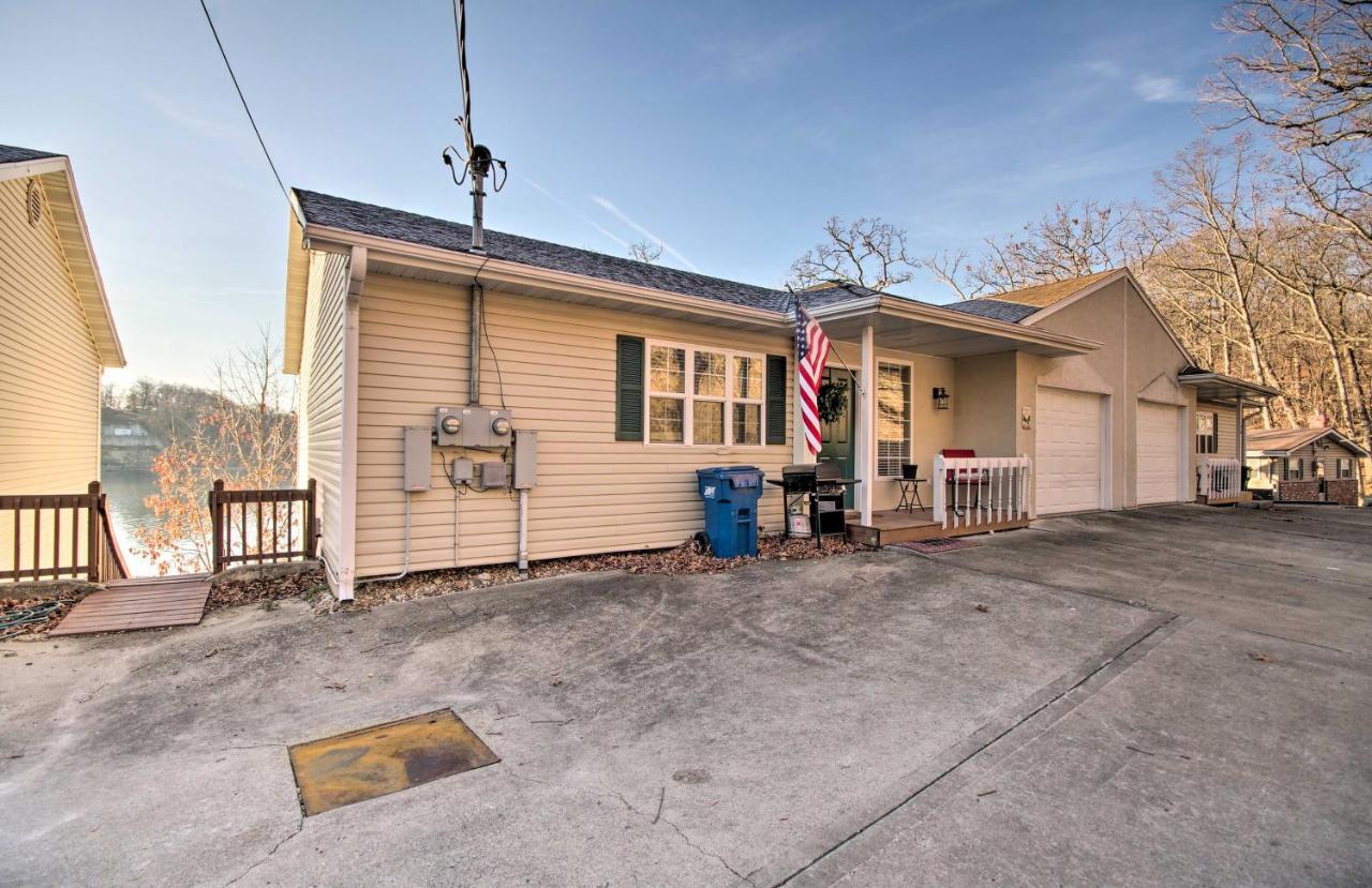 Waterfront Townhome With Private Dock And Lake Views Lake Ozark Dış mekan fotoğraf