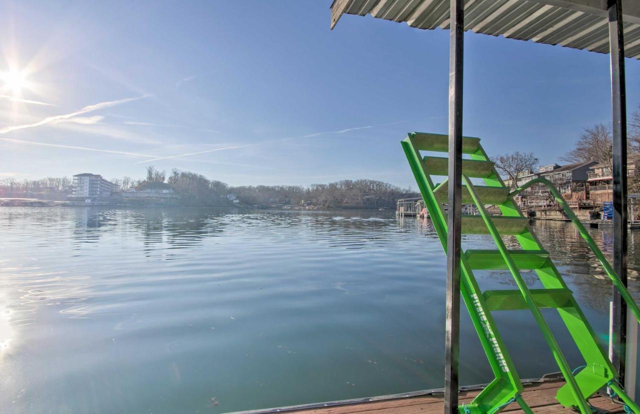 Waterfront Townhome With Private Dock And Lake Views Lake Ozark Dış mekan fotoğraf